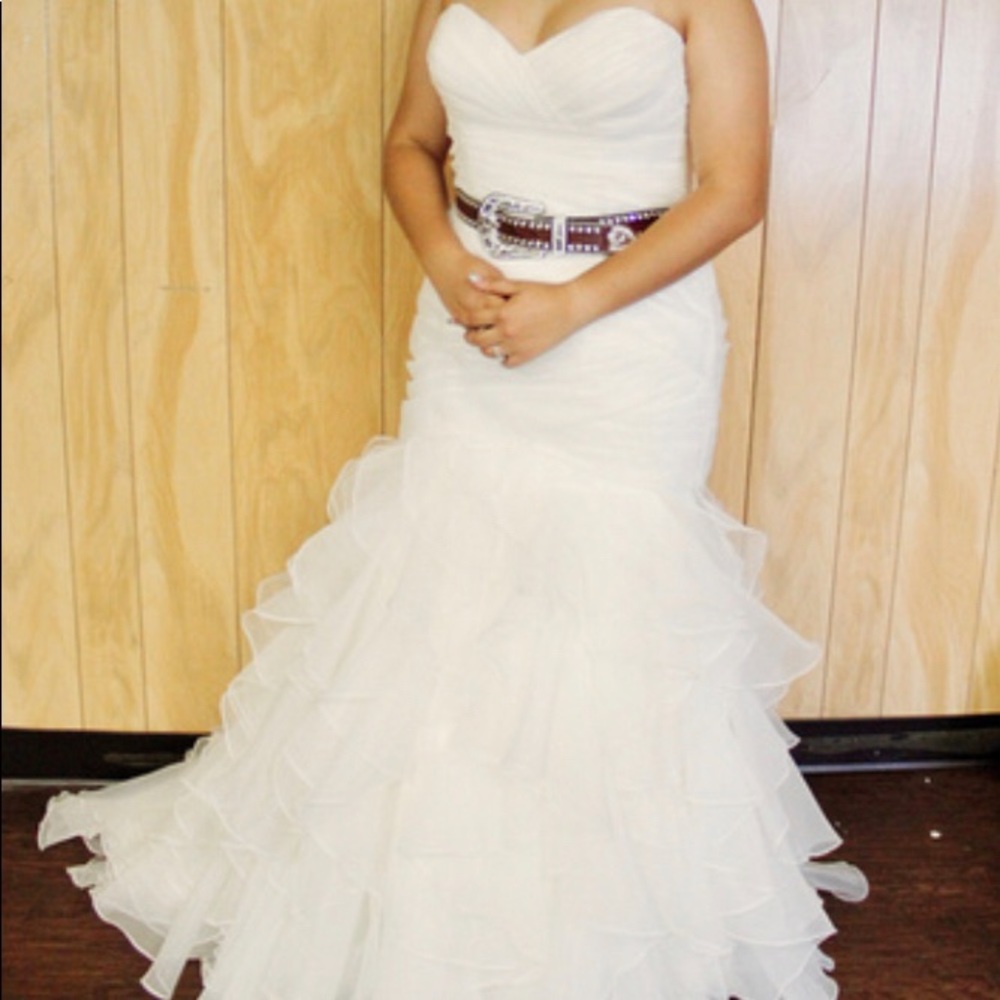 Wedding dress
